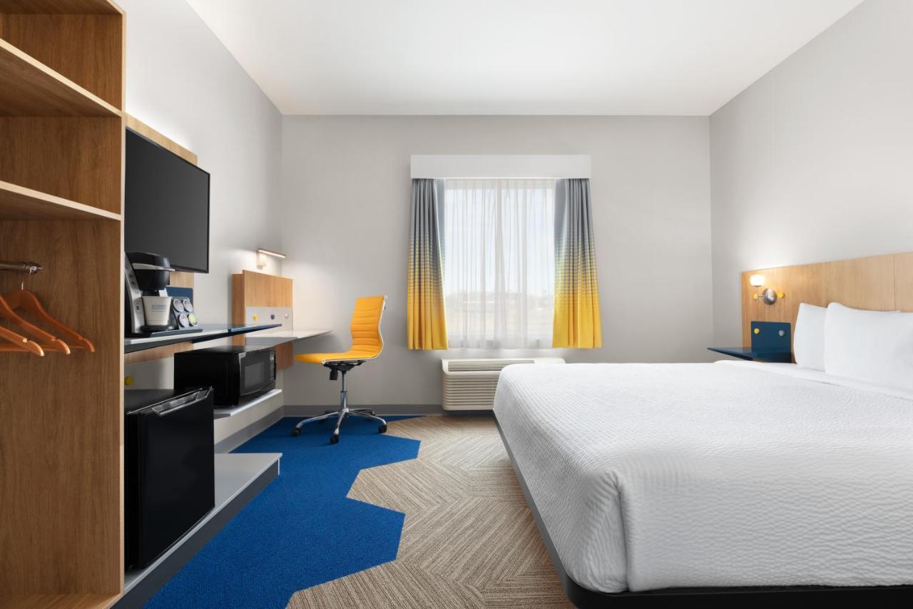 Microtel Inn & Suites By Wyndham Lachute Zewnętrze zdjęcie
