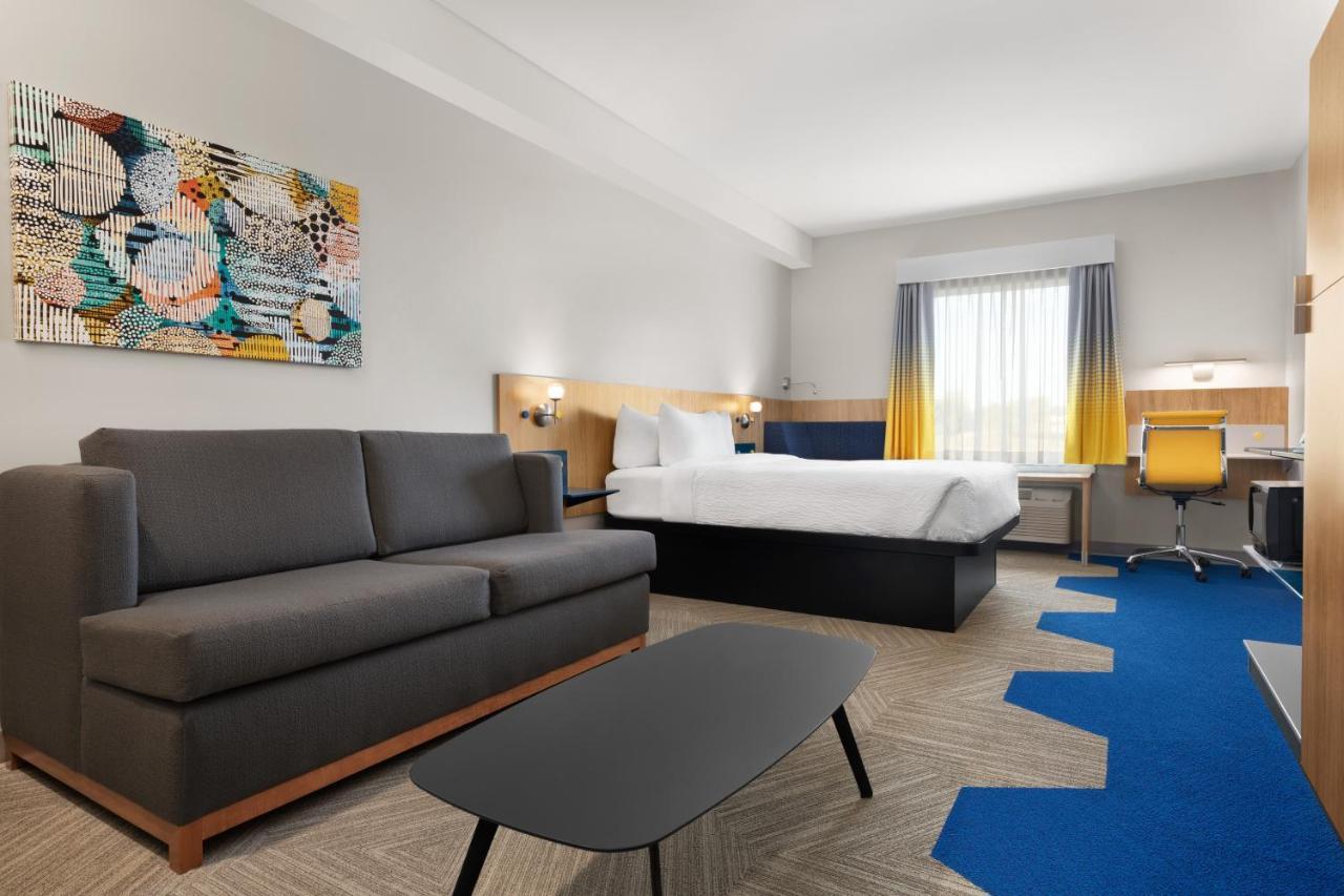 Microtel Inn & Suites By Wyndham Lachute Zewnętrze zdjęcie