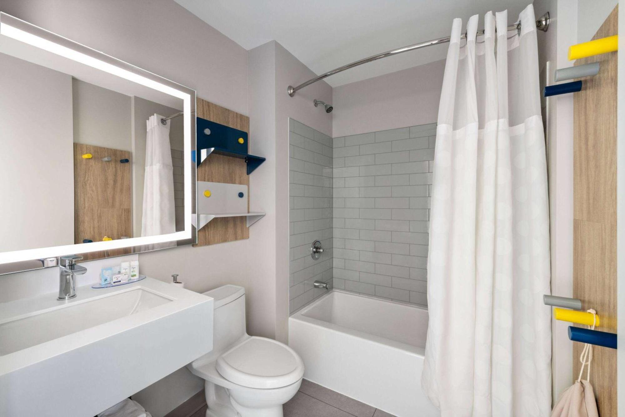 Microtel Inn & Suites By Wyndham Lachute Zewnętrze zdjęcie