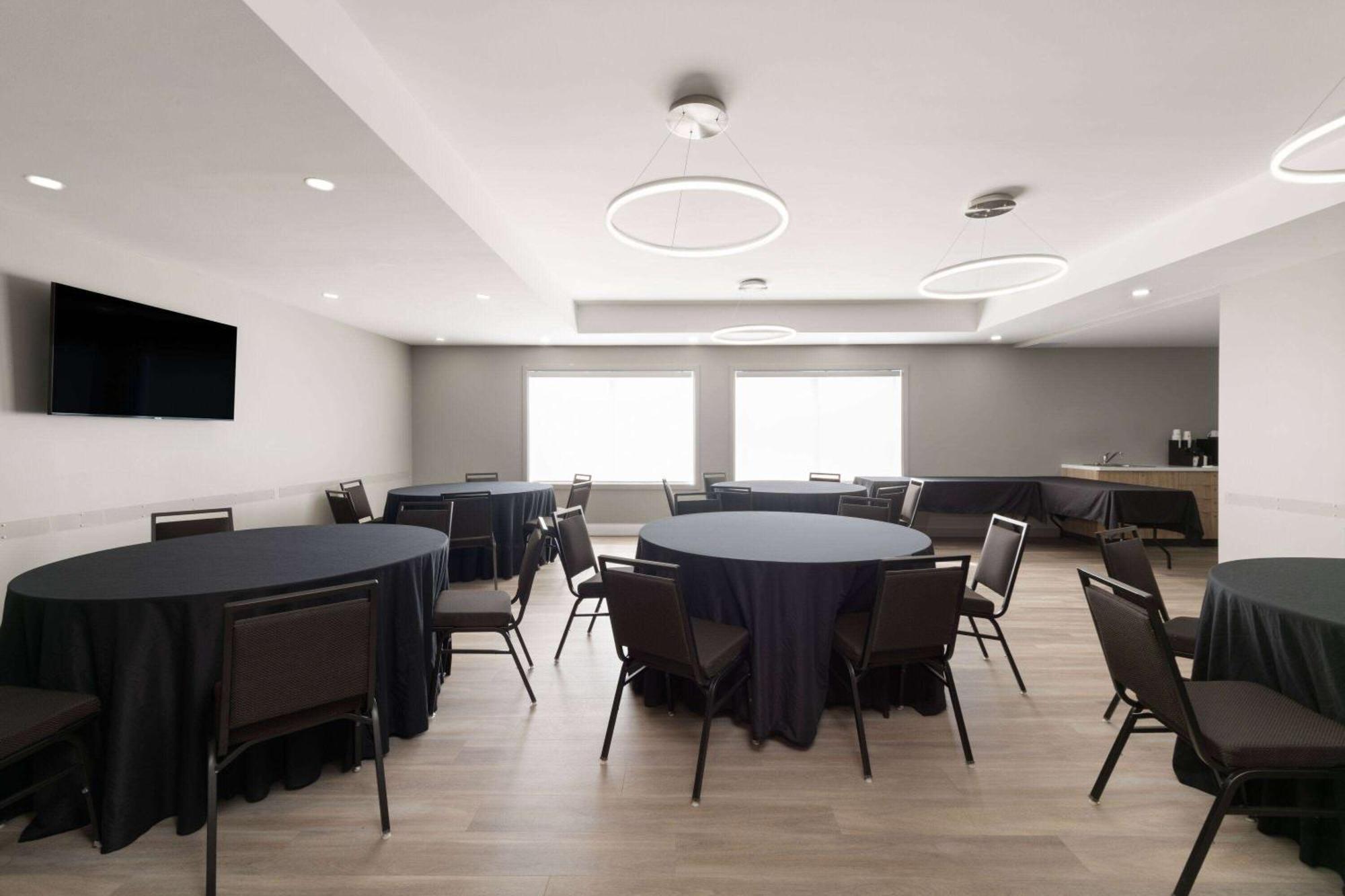 Microtel Inn & Suites By Wyndham Lachute Zewnętrze zdjęcie