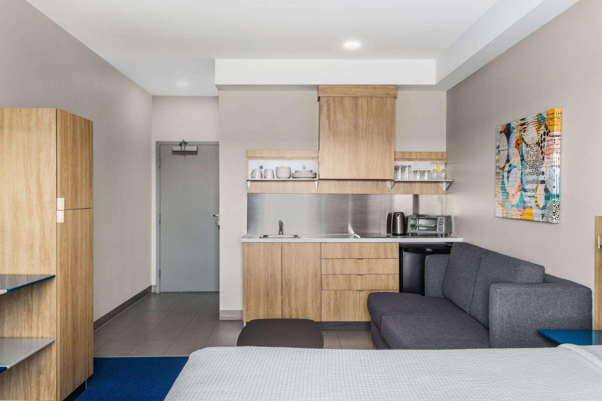 Microtel Inn & Suites By Wyndham Lachute Zewnętrze zdjęcie
